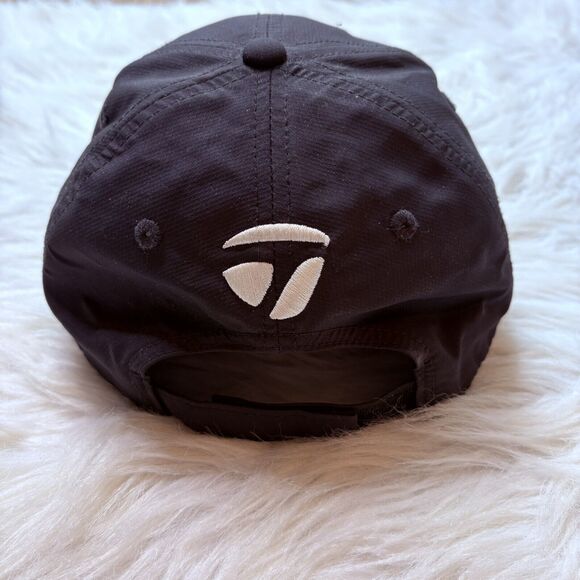 Taylormade Hat Cap Black White‎ Logo Strap Back Golf Adjustable Men’s OS Preppy - Picture 2 of 5